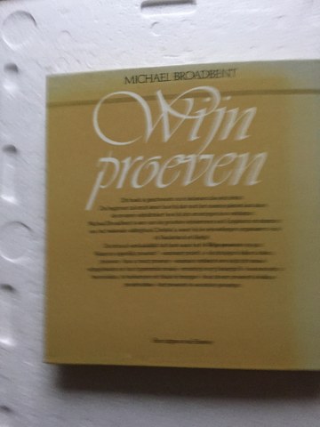 Michal Broadbent Wijn proeven
